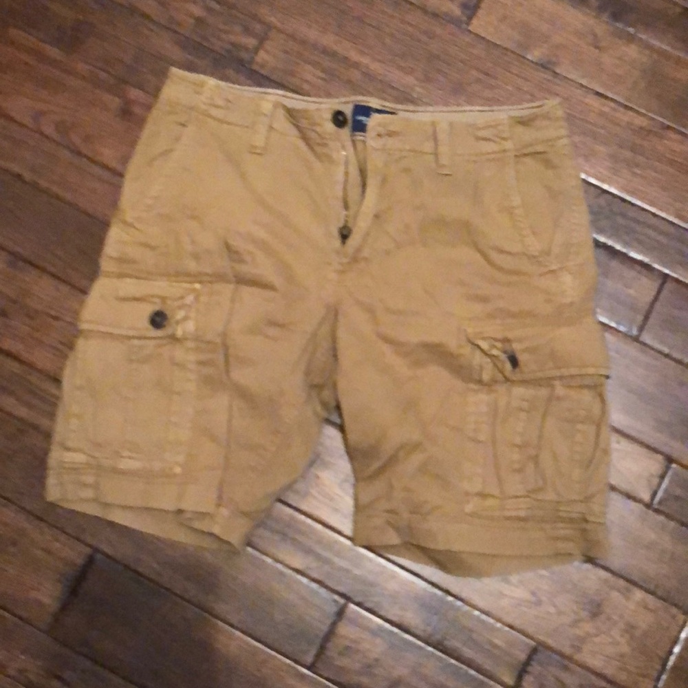 American Eagle shorts size 33